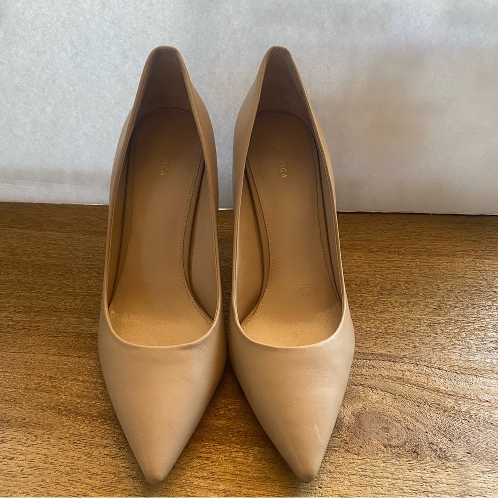 Via Spiga Tan pumps